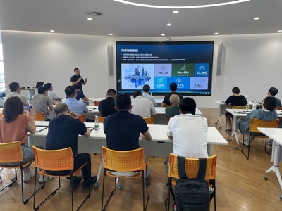 常州新能源產教聯合體“新能智造”企業家沙龍走進青島海克斯康